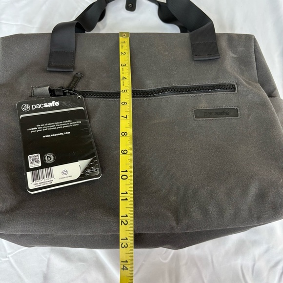 PacSafe Gray Briefcase InstaSafe Series w/RFID - Picture 16 of 16